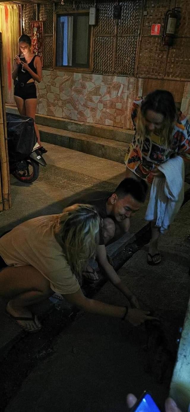 Bambooze Hauz Hotel Balabag  Kültér fotó